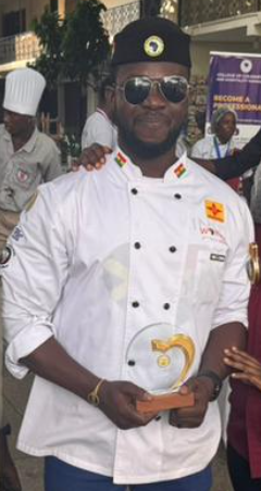 Chef Ernest Kwakuyi Deladem with award
